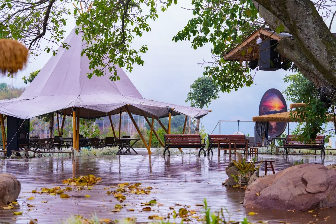 云南工商学院2021届毕业生张兮曼获评全国高校毕业生基层就业卓越奖