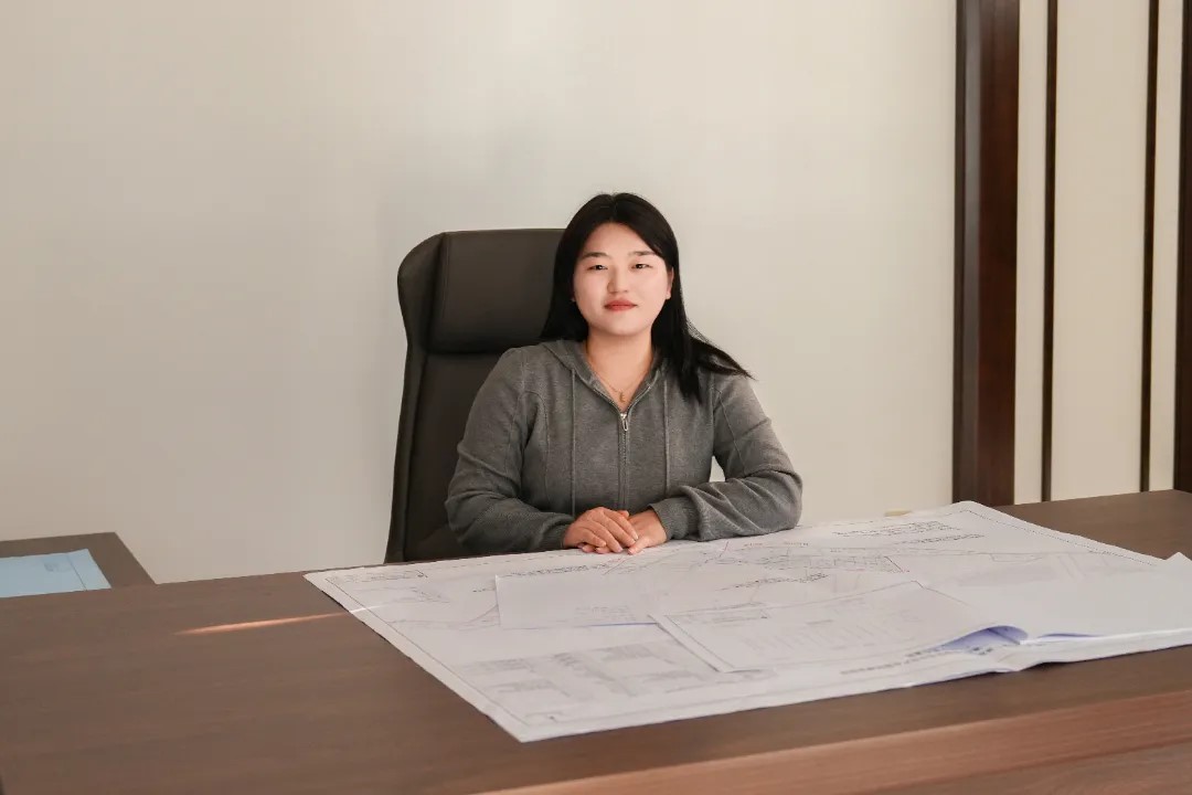 云南工商学院2021届毕业生张兮曼获评全国高校毕业生基层就业卓越奖