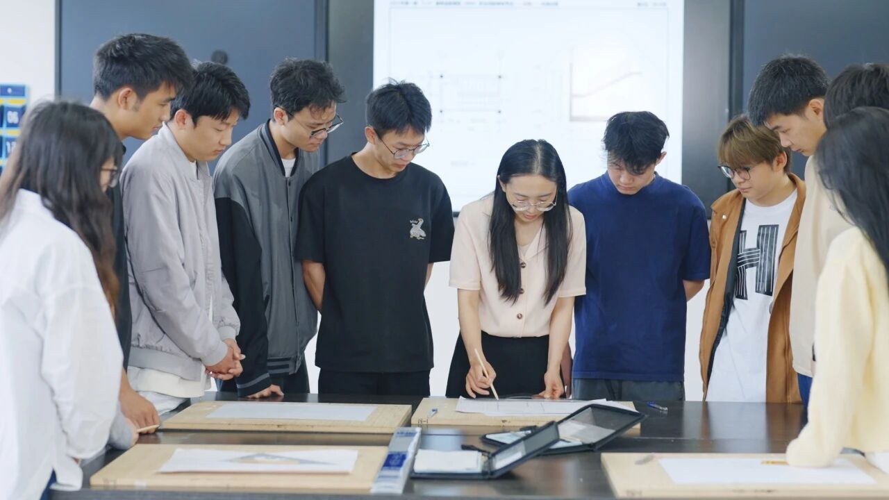 精准育人结硕果！云南工商学院12名学子携手入职特大型国企中国核工业二三建设有限公司