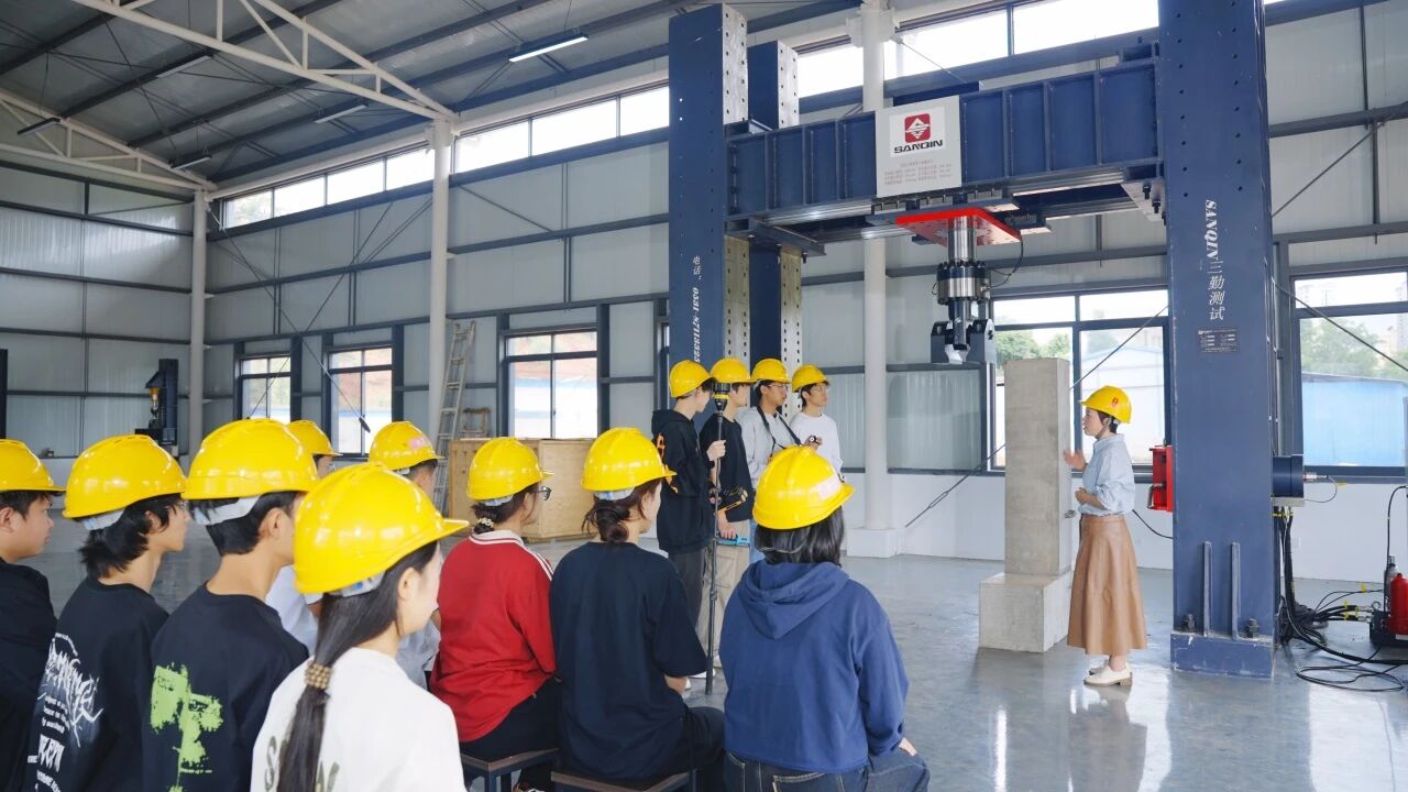 精准育人结硕果！云南工商学院12名学子携手入职特大型国企中国核工业二三建设有限公司