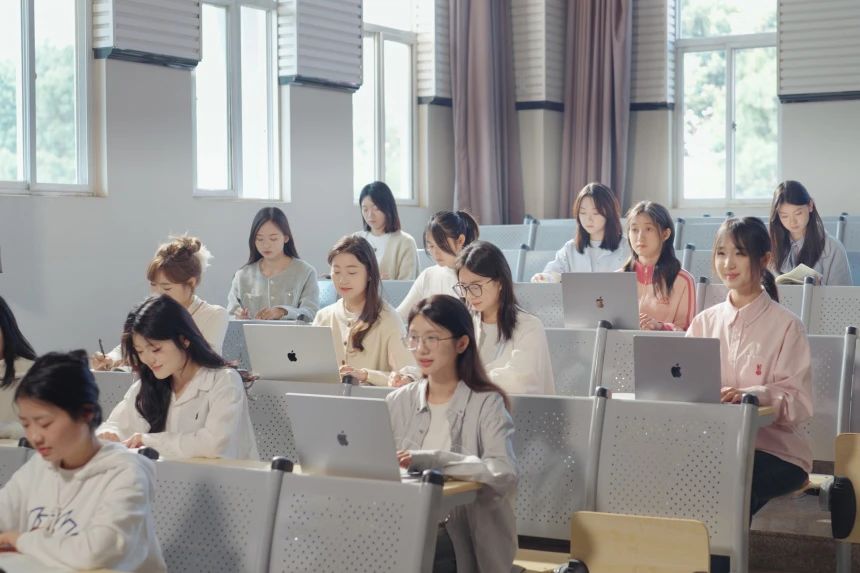 毕业即月薪过万!云南工商学院学子斩获世界500强Offer!